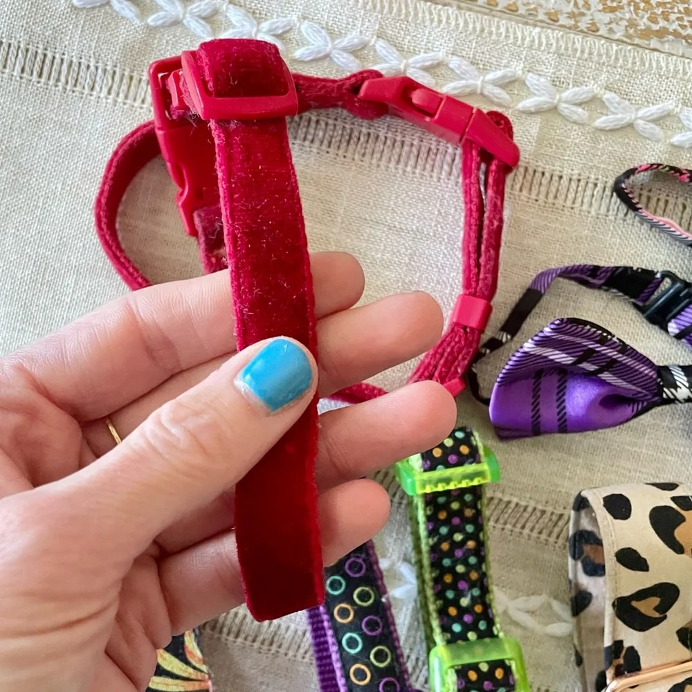 ✨14 Dog Collars Bonanza ✨ med 🐾 approx fits necks 12”-19”